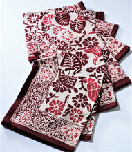 Load image into Gallery viewer, Table Napkins 14&quot;x 14&quot; - Set of 4
