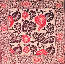 Load image into Gallery viewer, Table Napkins 14&quot;x 14&quot; - Set of 4
