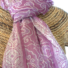 Charger l&#39;image dans la galerie, Silk Scarf 40&quot; x 80&quot;
