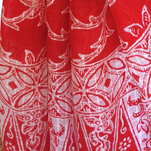 Charger l&#39;image dans la galerie, Silk Scarf 40&quot; x 80&quot;
