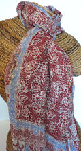 Charger l&#39;image dans la galerie, Silk Scarf 40&quot; x 80&quot;
