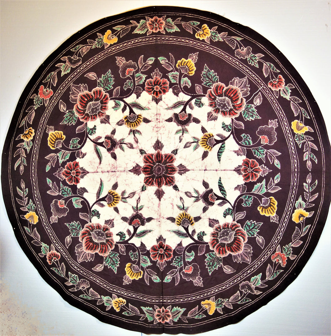 Round Tablecloth - 84
