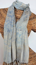 Charger l&#39;image dans la galerie, Silk Scarf 16&quot; x 62&quot;
